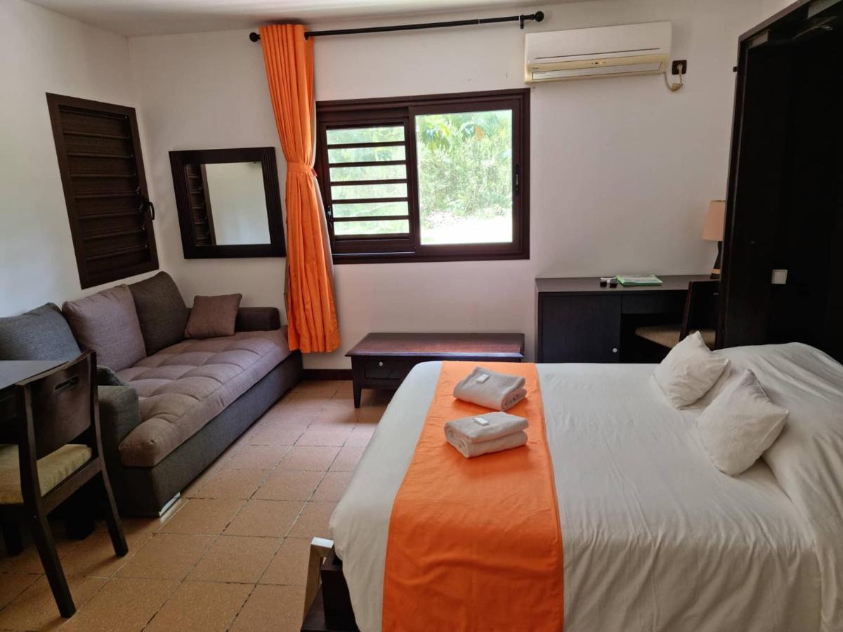 Hotel Oasis De Kiamu Lifou Εξωτερικό φωτογραφία